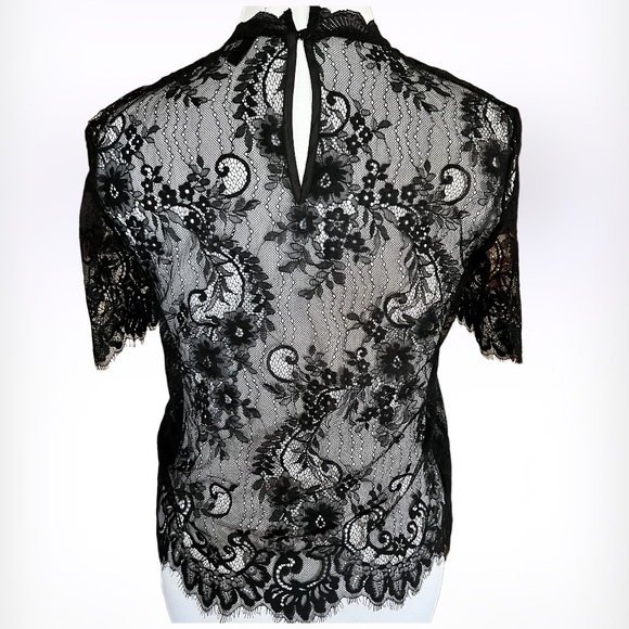 Divided Black lace top short sleeve size small - Picture 2 of 4